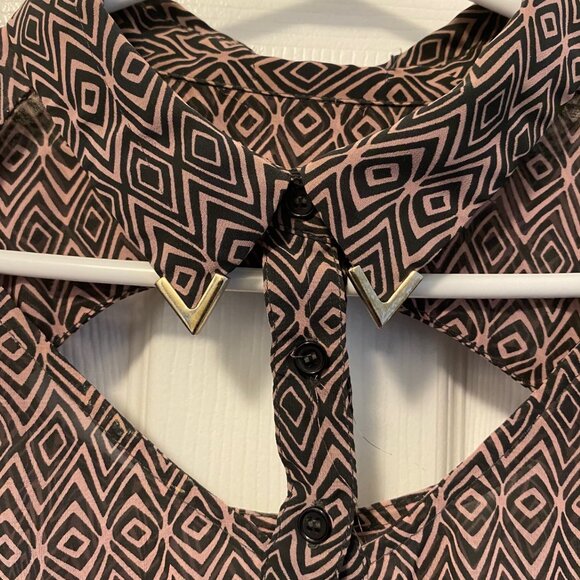 Trendy blouse - Picture 2 of 2